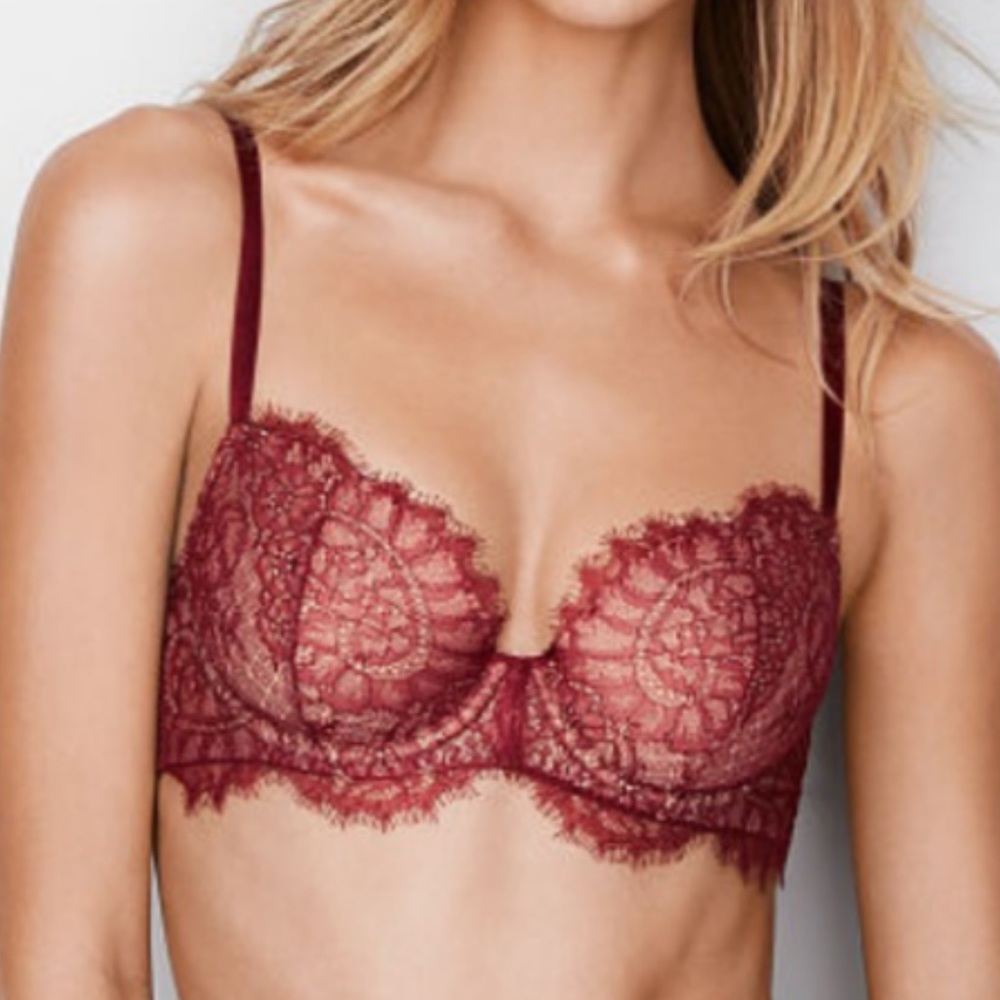 VICTORIA’S SECRET | DREAM ANGEL LACE BRA